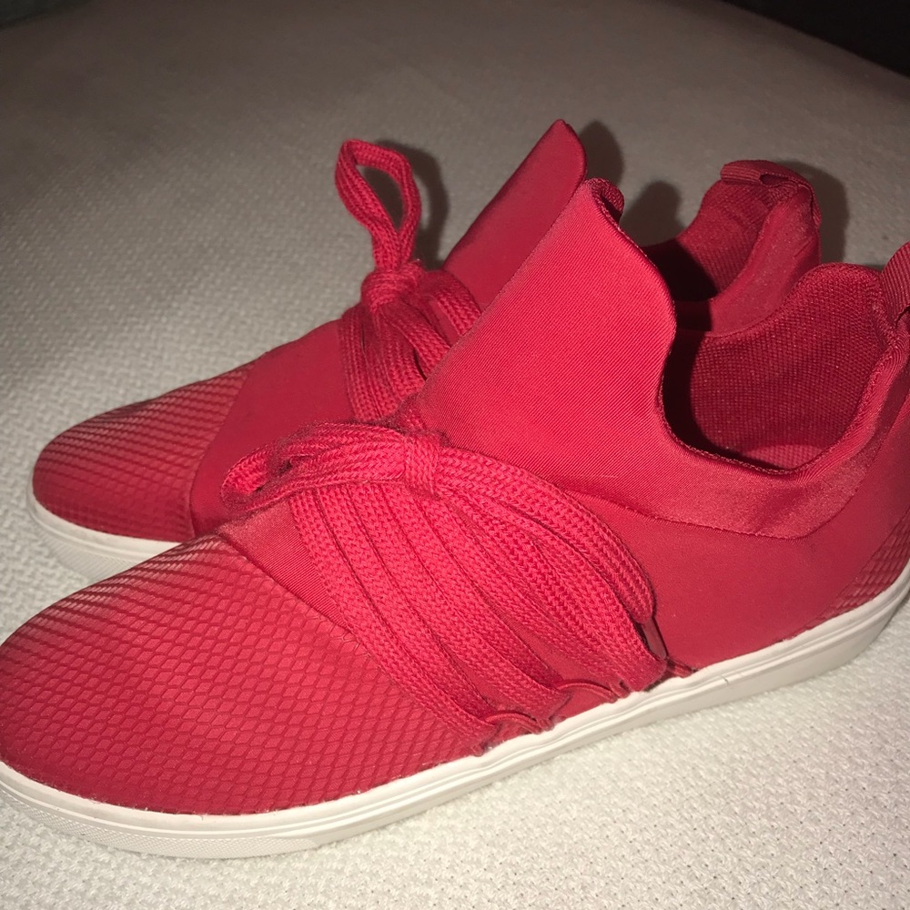 Steve Madden sneakers